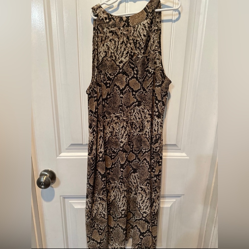 Ladies dress